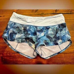 Multi shades of blue geometric design Speed Up Low-rise Lined Short 2.5” Size 4